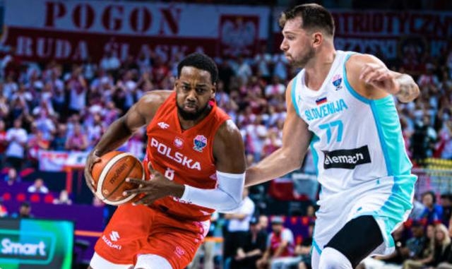 开云- 东契奇克服颈伤触底反弹 单节暴走狂砍19分强势收胜