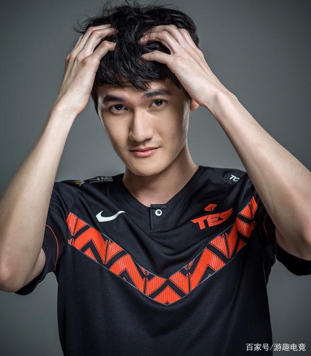 开云体育-包含莎拉波娃巅峰对决，Karsa与60激战TES分钟，精彩发挥胜负难料！的词条